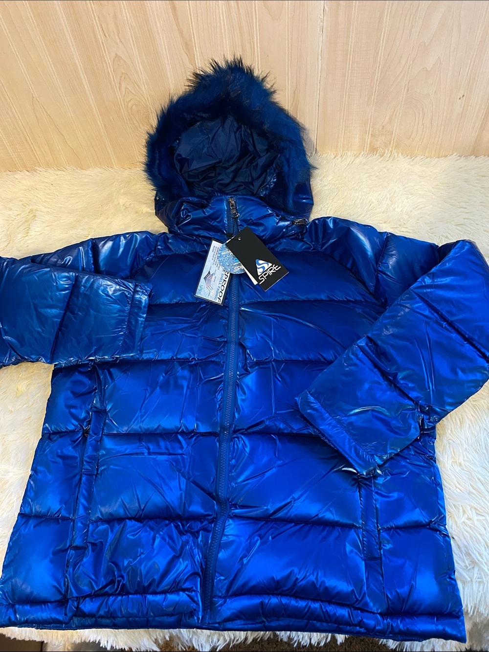 ❤️ SPIRE Waterproof Metallic Shiny Puffy Jacket